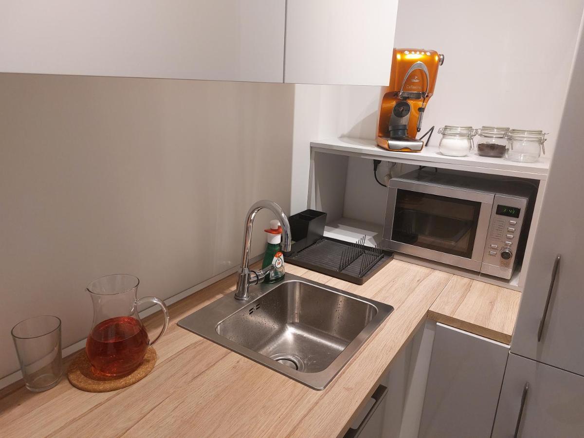 布拉迪斯拉发Utulny Apartman S Balkonom公寓 外观 照片